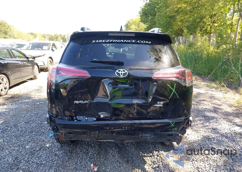 2017 Toyota Rav4 Se z USA, uszkodzony, nr VIN 2T3JFREVXHW688186